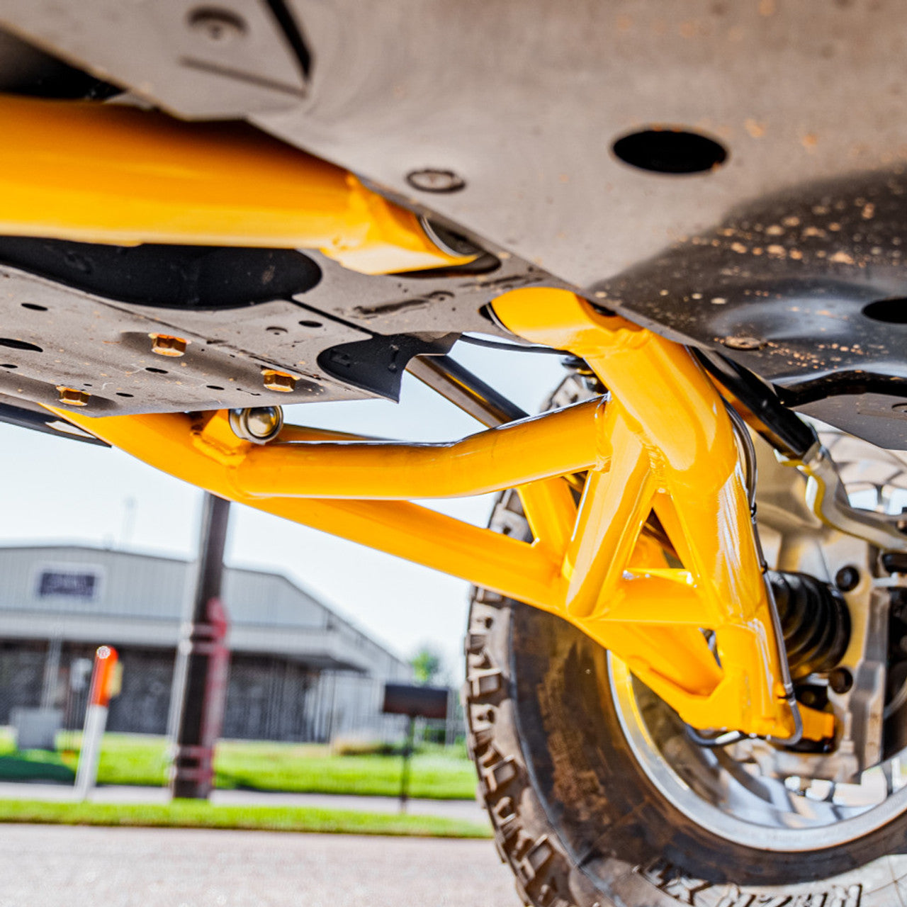 CAN-AM MAVERICK R HIGH CLEARANCE LOWER A-ARMS