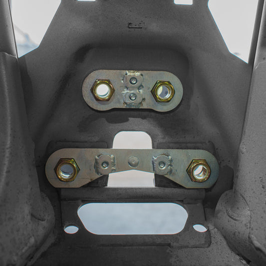 CAN-AM MAVERICK R RADIUS ROD NUT RETAINER