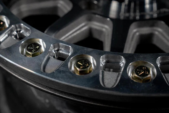 Valor V09 Beadlock Wheel Raw/Machined - Maverick R